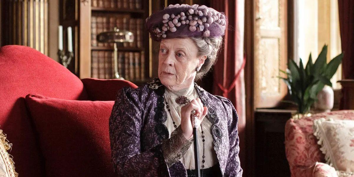 Violet (Maggie Smith) in 'Downton Abbey'
